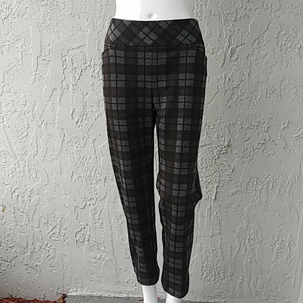Attyre New York Plaid Stretch Pants